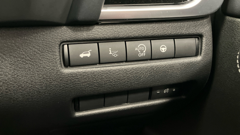 Nissan Qashqai 1.3 DiG-T MH 158 Tekna 5dr Xtronic Petrol Hatchback